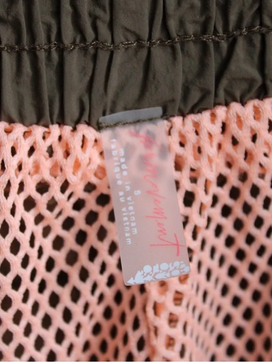 FP Movement Free People Morning Meadow Cargo Green Utility Shorts Size Small - Picture 3 of 8